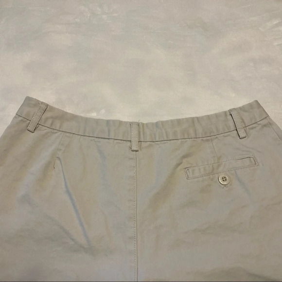 Old Navy Khaki Shorts 6 - Picture 11 of 13